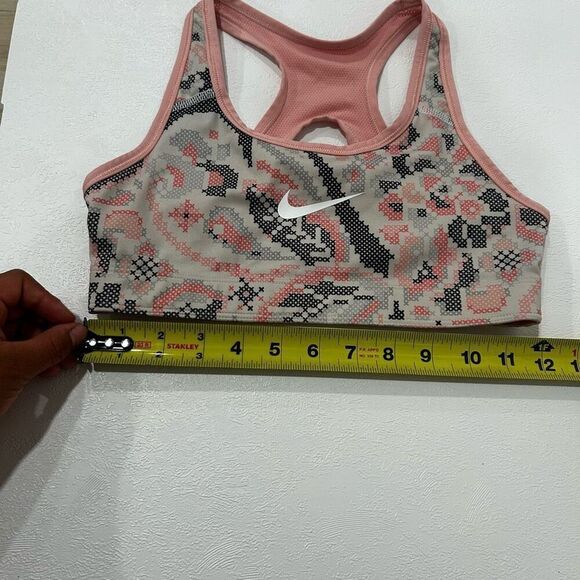 Nike Reversible Sports Bra (Women’s Small/Medium) – Pink & Patterned - Picture 7 of 8
